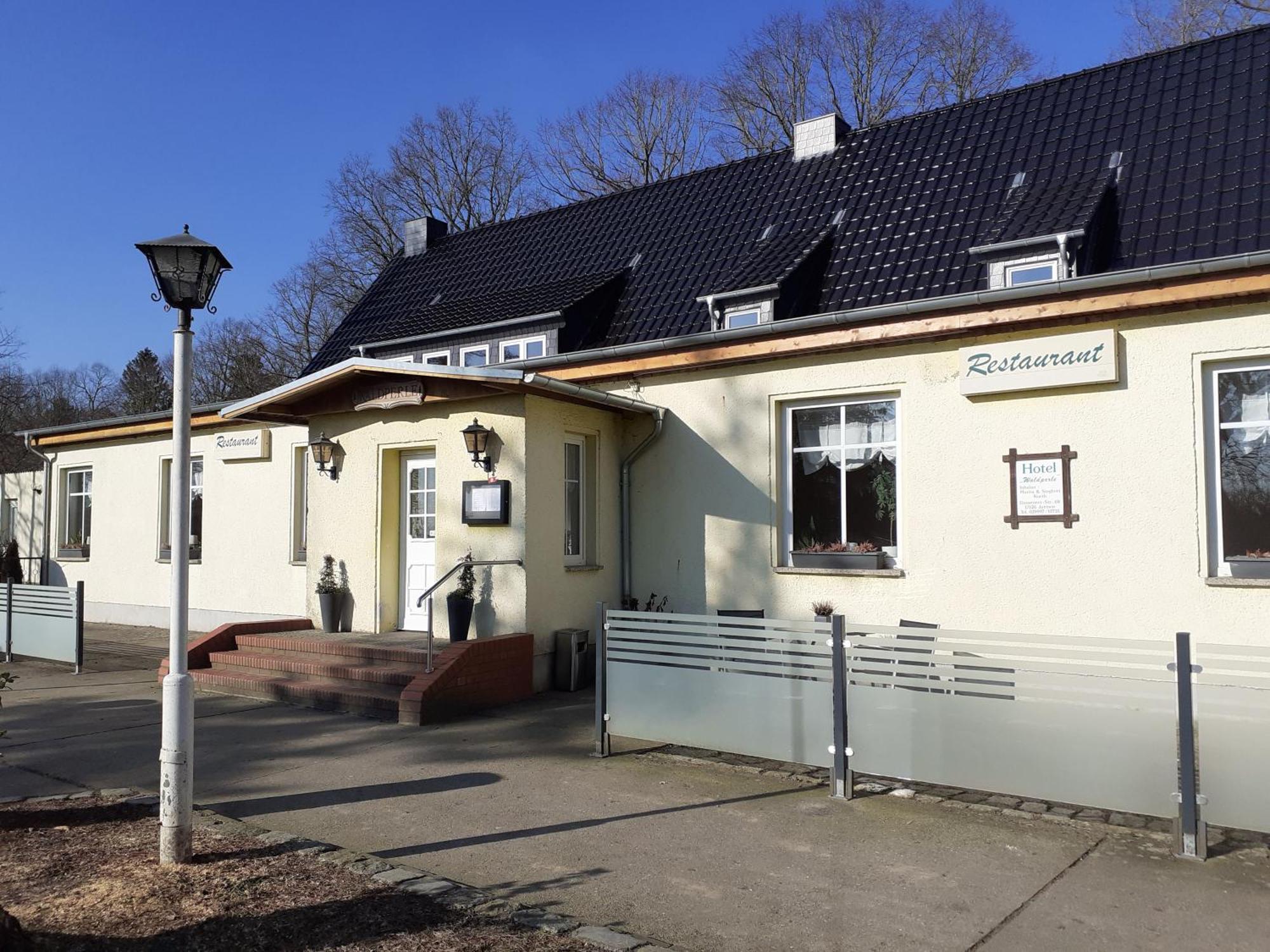 Hotel Waldperle Jarmen Exteriér fotografie